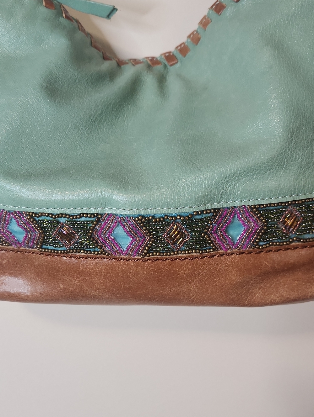 The Sak Indio Leather Shoulder Bag. Green Brown. Braided Strap. - Picture 3 of 9